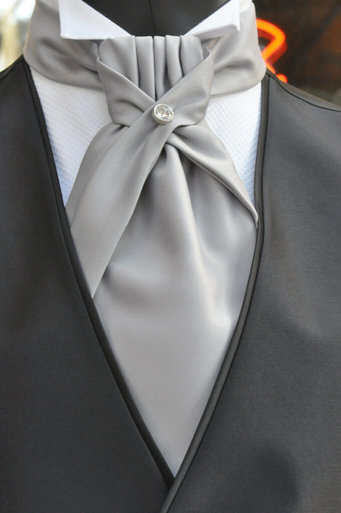 Tuxedo Cravat - Ceremonia Grey - I & A Formalwear